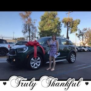 Meet your Posher, Ana